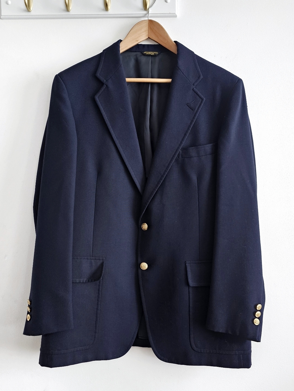 Vintage Palm Beach Hunter Haig Navy Blazer Union Made USA Gold Button 44R
